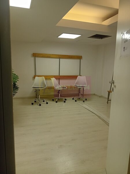 Spatiu versatil 162 mp, Utilitati Incluse, Sector 5